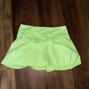 ATHLETA ACE TENNIS SKORT 13 1/2" Large